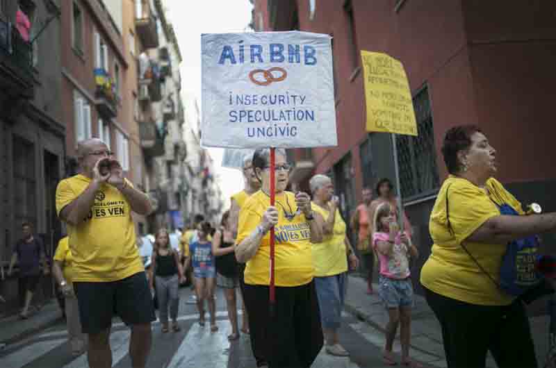 Barcelona ha resuelto 238 conflictos de apartamentos turísticos en 2019