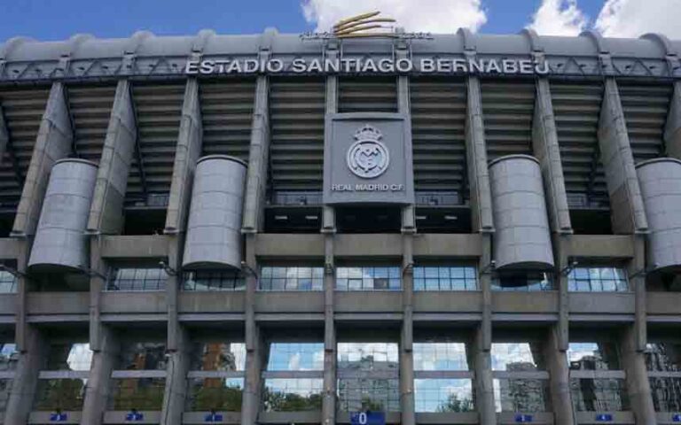 El Real Madrid ofrece el Bernabeu como centro de suministros médicos