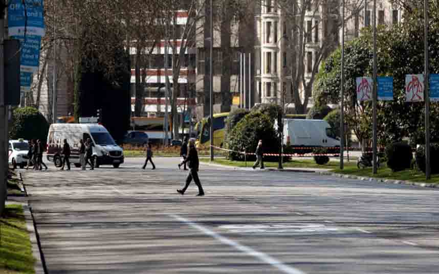 Madrid llega casi a los 2000 casos de coronavirus y se plantea imponer más restricciones