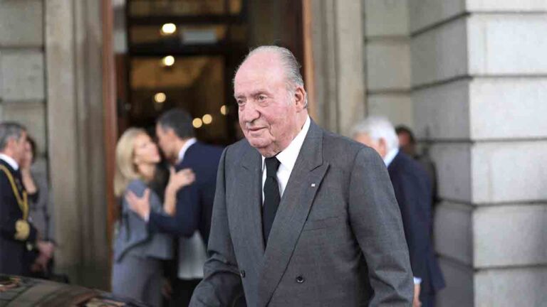 El parlamento suizo pide al gobierno si piensa bloquear las cuentas de Juan Carlos