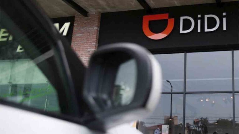 Uber quiere vender su participación en DiDi Chuxing