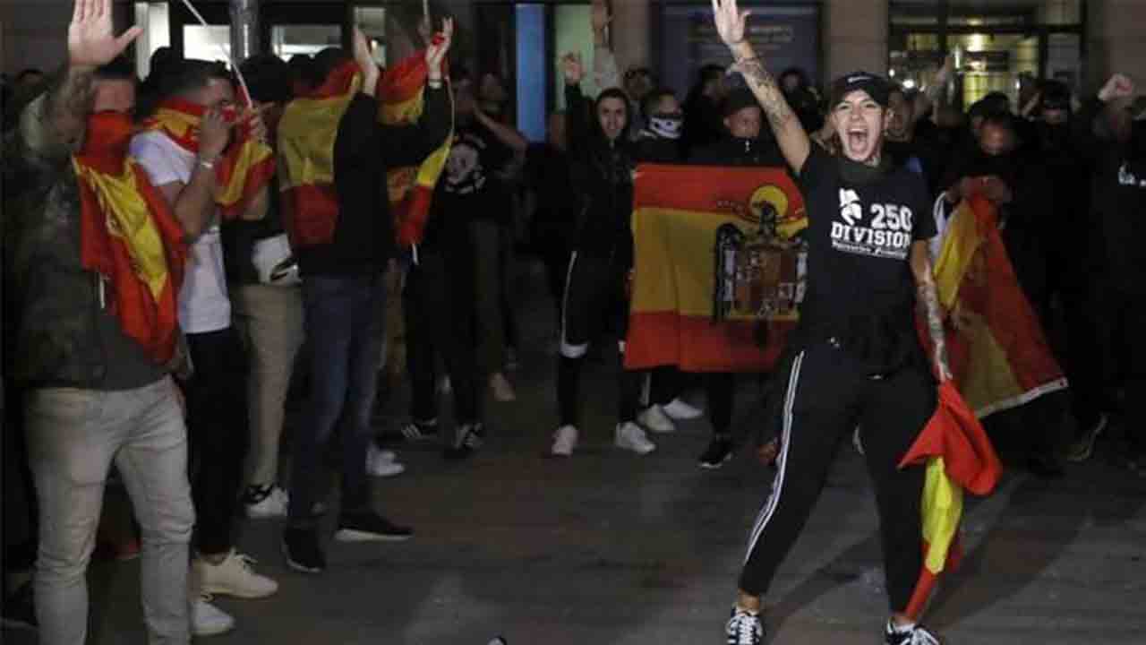 Cómo se organiza la extrema derecha en Catalunya