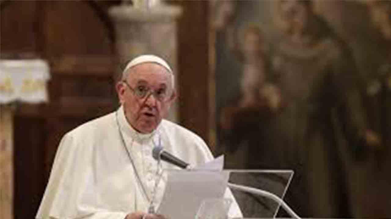 El Papa Francisco defiende los derechos sociales de los homosexuales