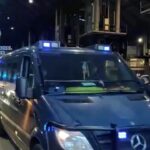 Macrooperación de mil policías en el Raval de Barcelona para cerrar narcopisos