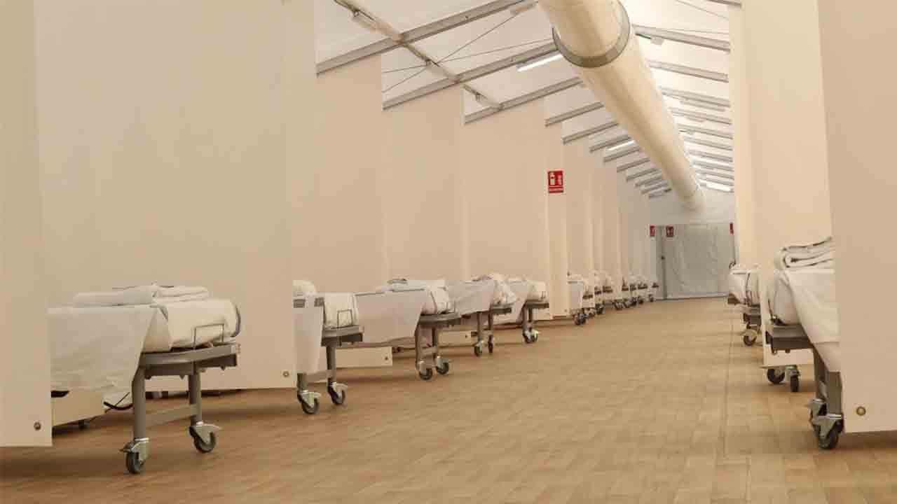 València prepara cientos de camas en hospitales de campaña