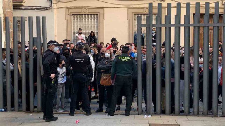 Prisión sin fianza para los dos policías detenidos en Linares