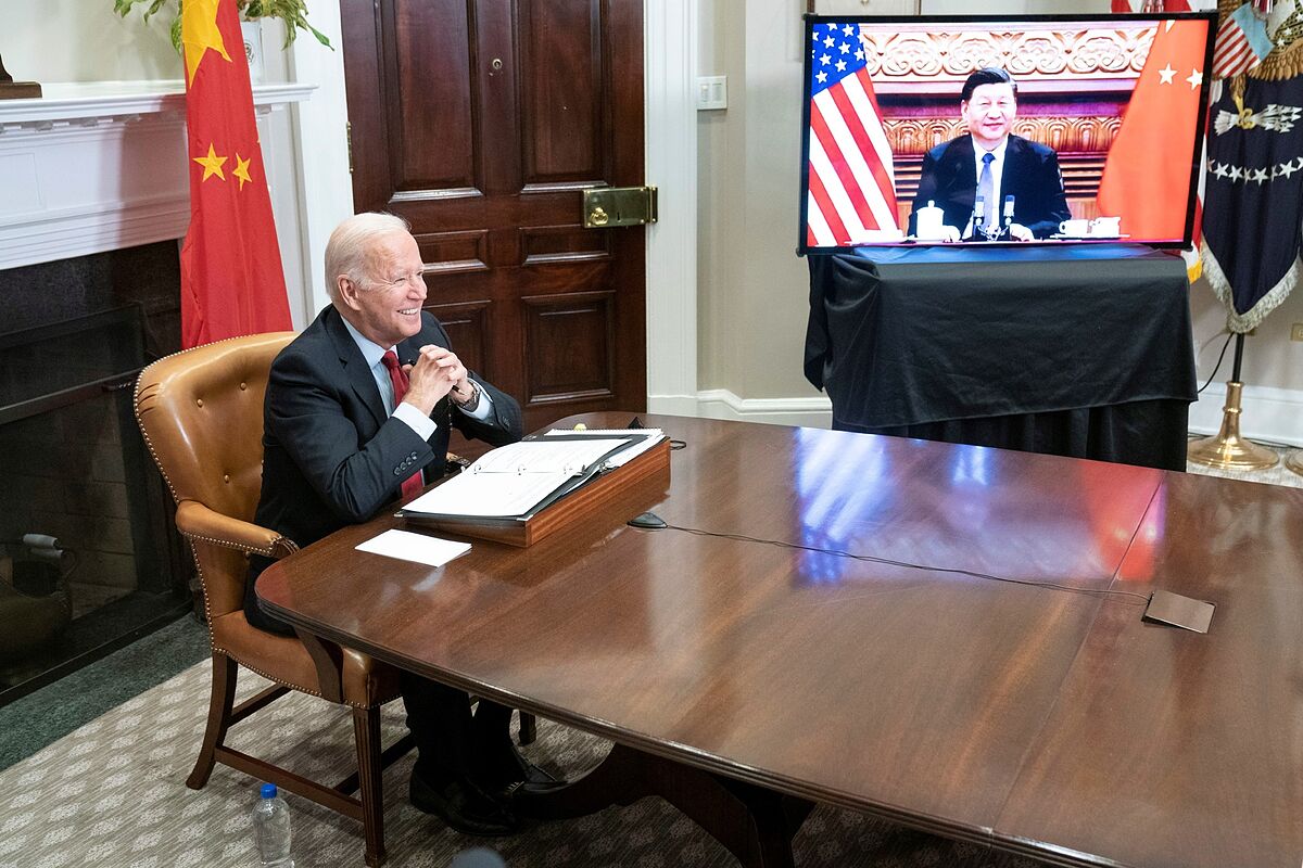 Los presidentes de EEUU y China, Joe Biden y Xi Jinping, se renen para acercar posturas