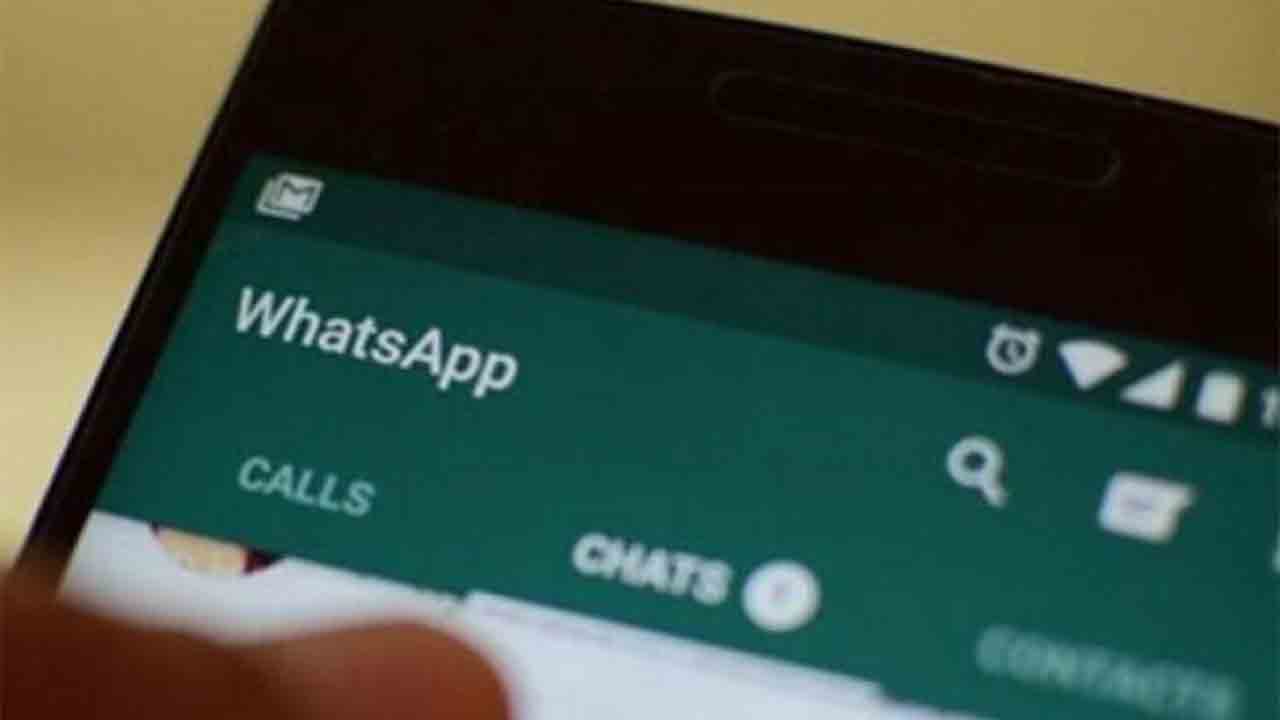 Ya puedes ser invisible en WhatsApp: ¿Cómo evitar que te vean «online»?