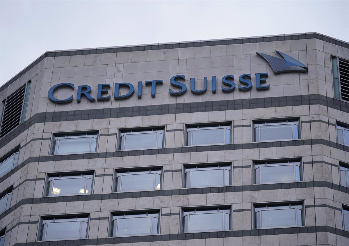 UBS despedirá a más de la mitad de los trabajadores de Credit Suisse