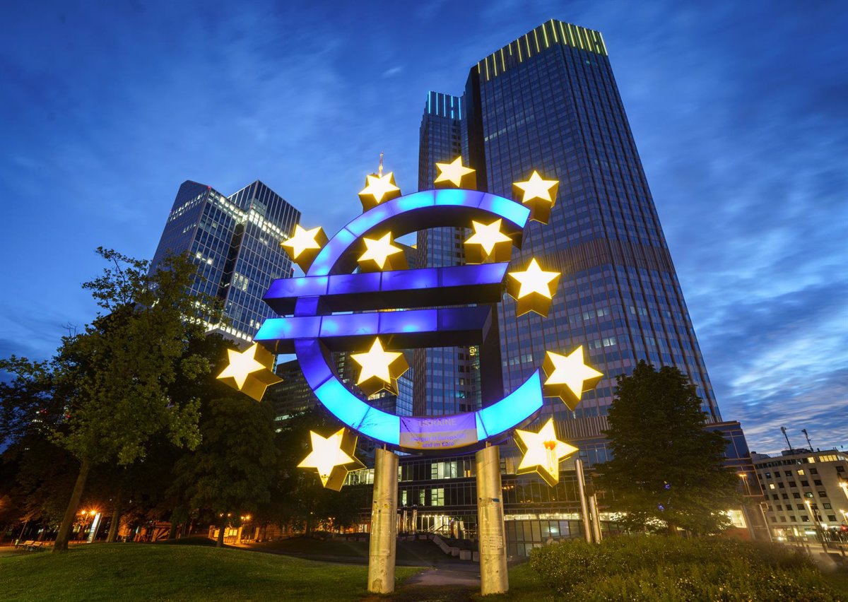 El Ibex se dispara hasta los 9.550 puntos tras la subida de tipos del BCE