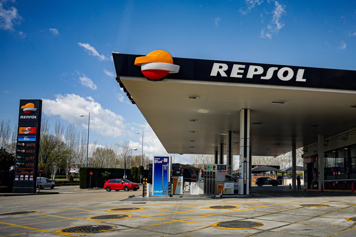 Repsol duplica sus descuentos en combustibles hasta el 15 de octubre 